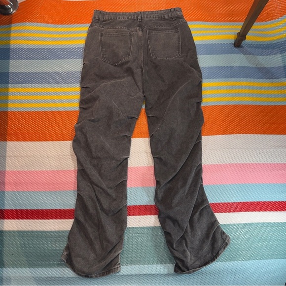 PrettyLittleThing Washed Gray Ruched Straight Leg Denim Jeans Women’s Size 10 - Picture 2 of 5
